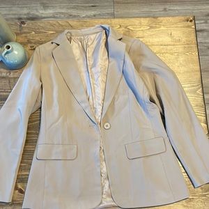 Brand new, never worn ladies blazer